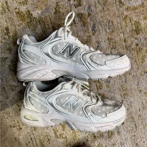 New Balance 530 Polkadot Sneakers